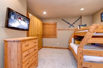 K B M Resorts- Pnf-860 Large 3Bd, Hot Tub, Fire Pit, Mountain View, Easy Walk Main St!,860 Norfolk Avenue, Park City,3 star