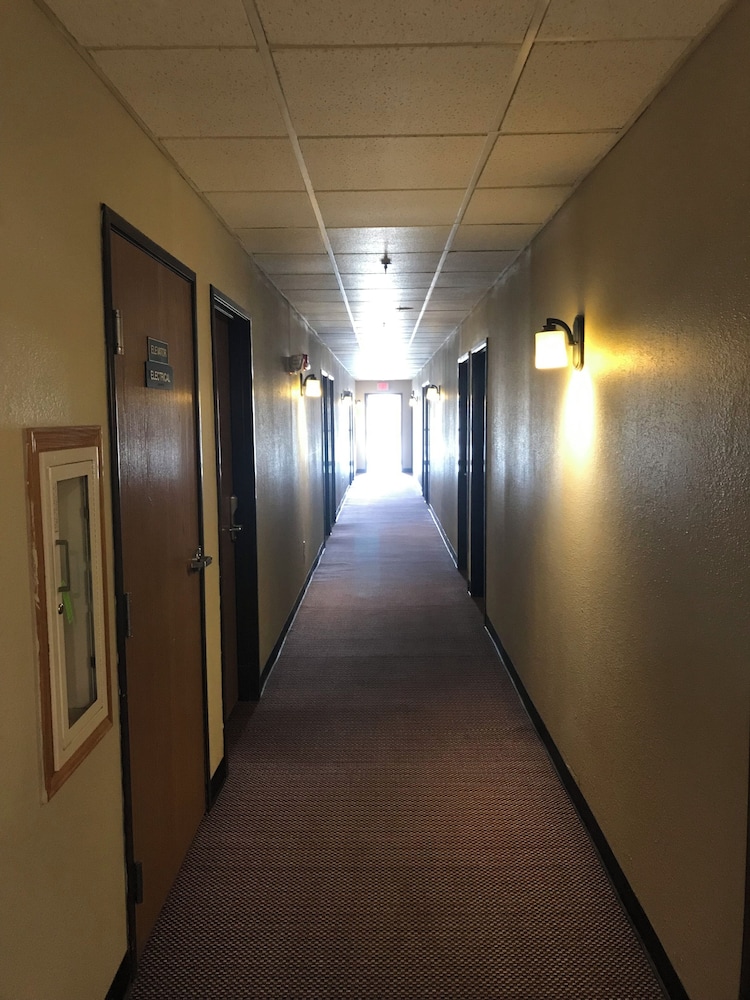 chadron inn and suites