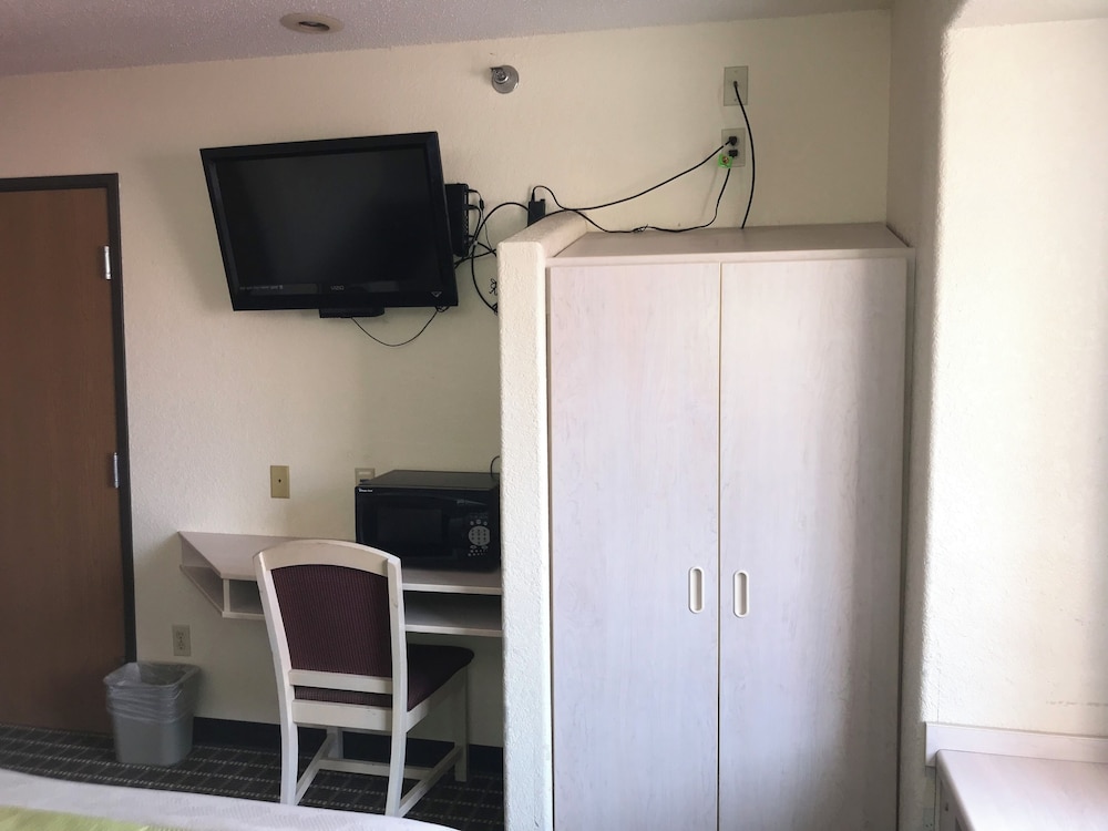 chadron inn and suites