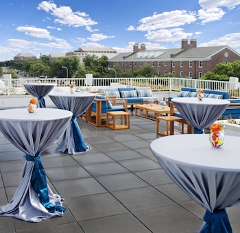 Graduate By Hilton Dallas,Dallas>>Corpus Christi,4 star