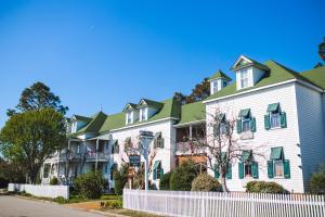 roanoke island inn
