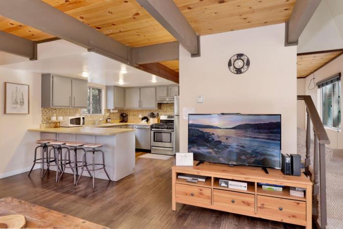 pinewood inn 2093 by big bear vacations