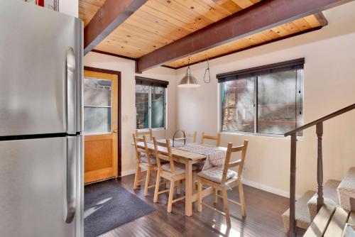 pinewood inn 2093 by big bear vacations