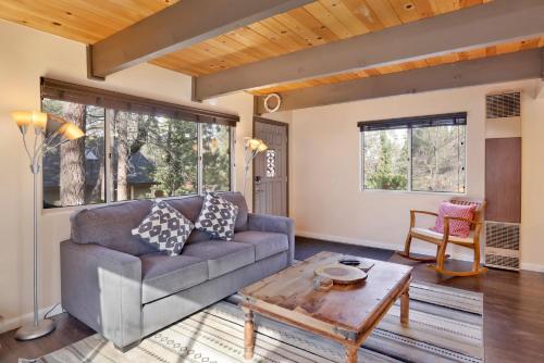 pinewood inn 2093 by big bear vacations