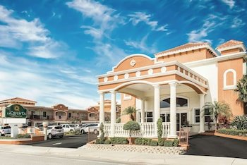 La Quinta Inn & Suites By Wyndham Oceanfront Daytona Beach,Florida>>Daytona Beach,3 star