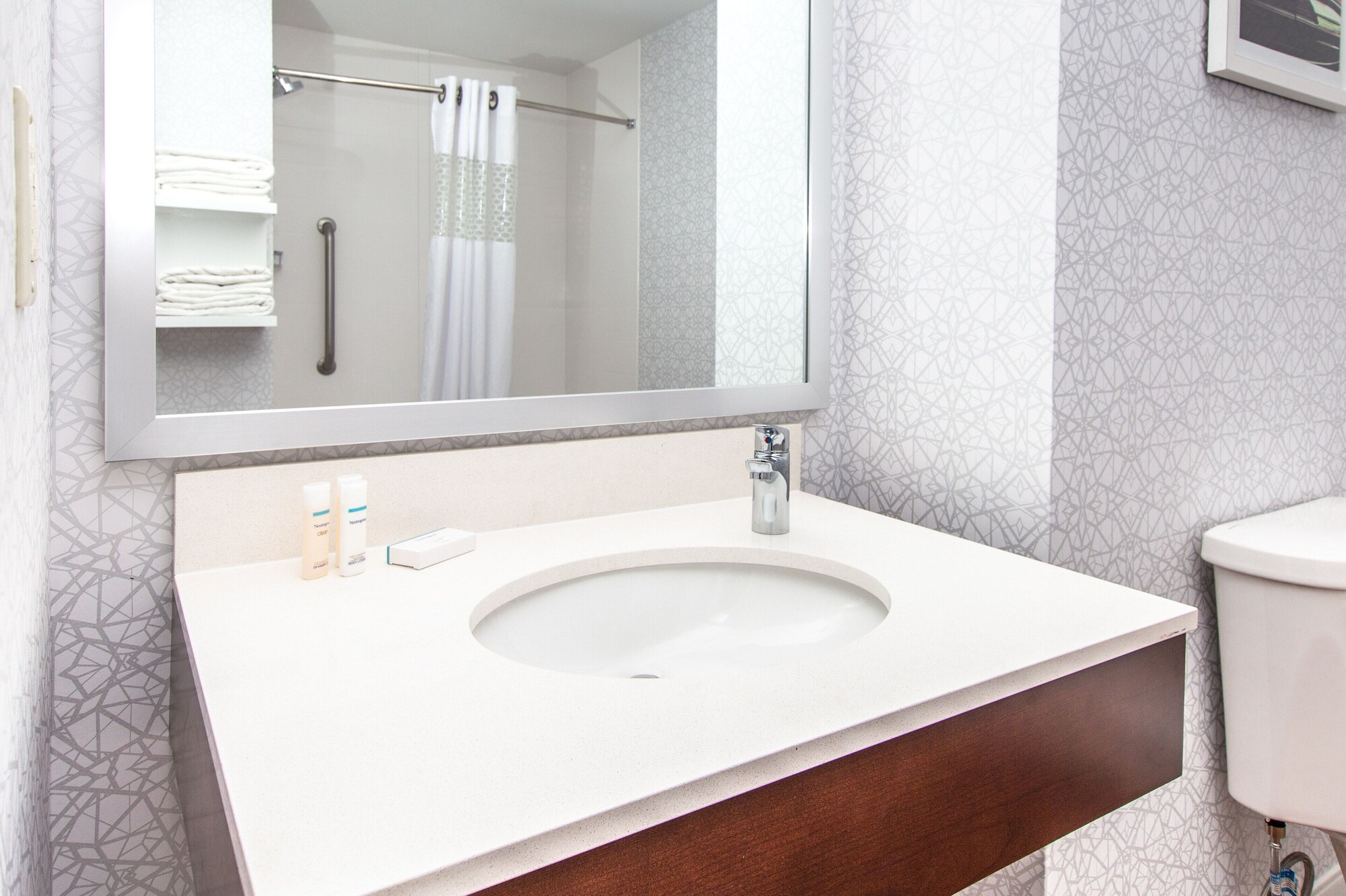 hampton inn deadwood at tin lizzie gaming resort