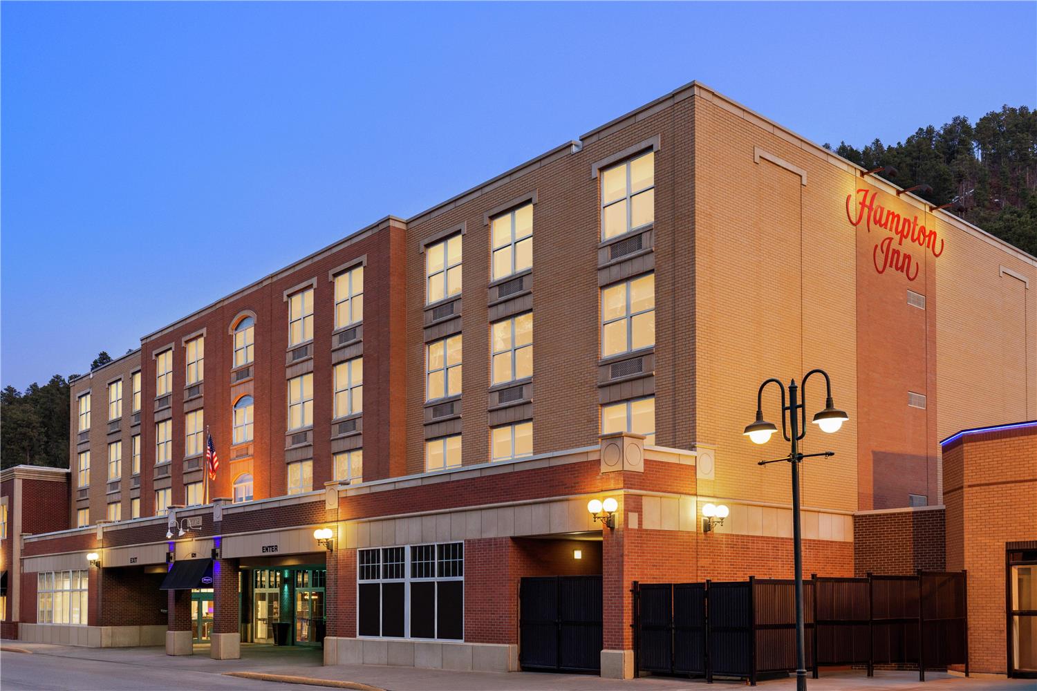 hampton inn deadwood at tin lizzie gaming resort