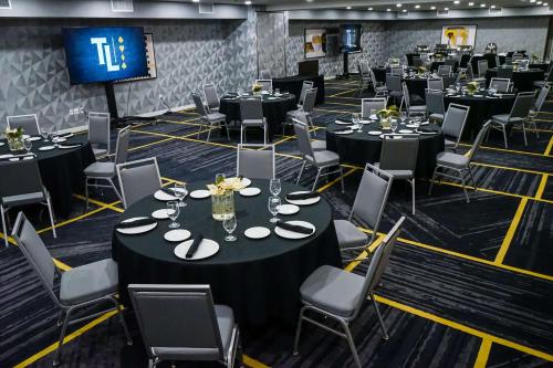 hampton inn deadwood at tin lizzie gaming resort