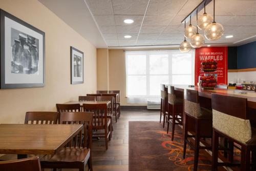hampton inn deadwood at tin lizzie gaming resort