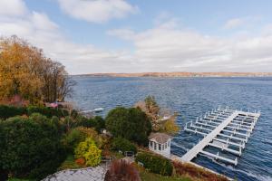 The Geneva Inn,Linn>>Lake Geneva,4 star