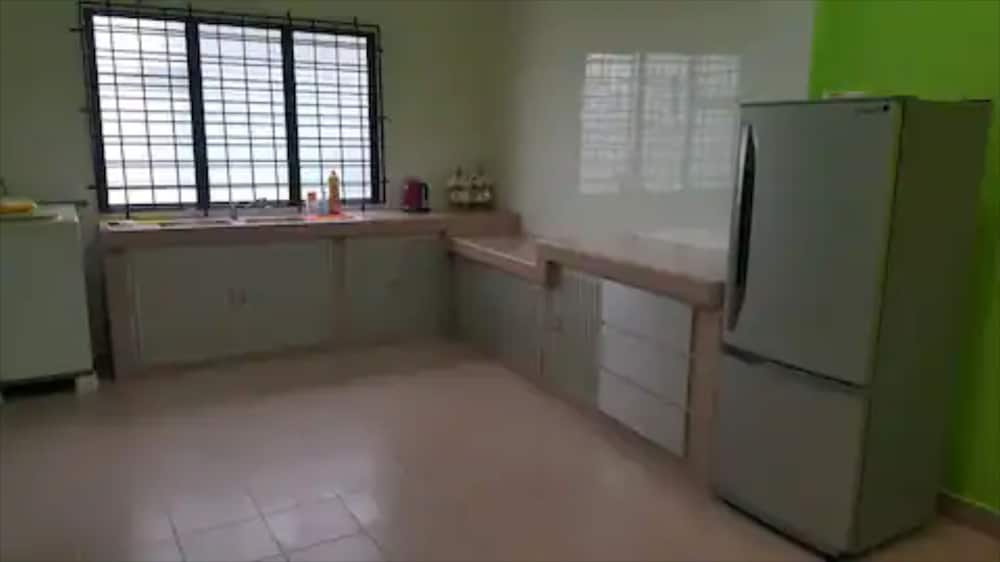 jonker hijau hijau malacca