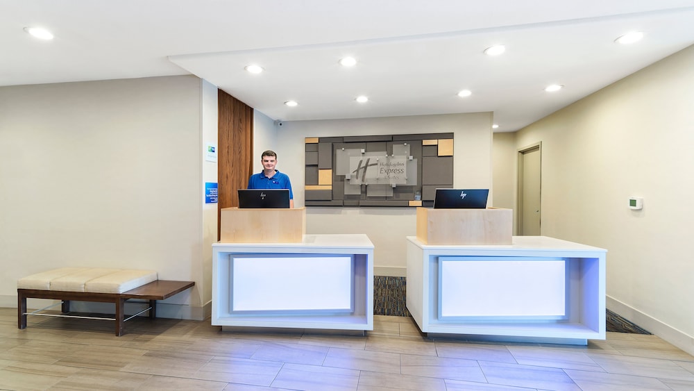 holiday inn express and suites dinuba west by ihg