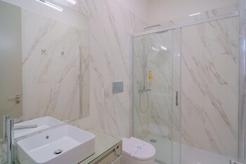 matosinhos ocean flat iii balcony new