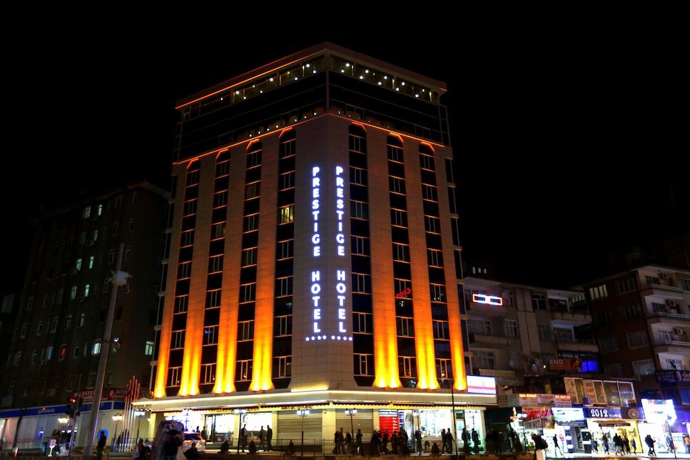 prestige hotel
