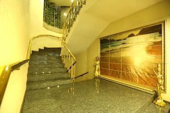 prestige hotel