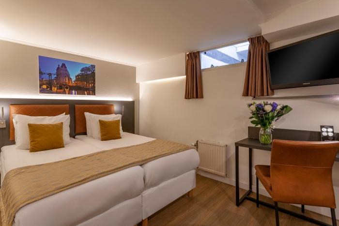hotel avenue