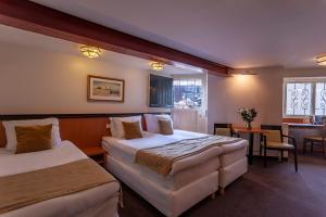 hotel avenue