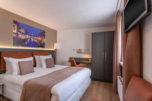 hotel avenue