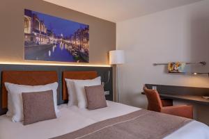 hotel avenue