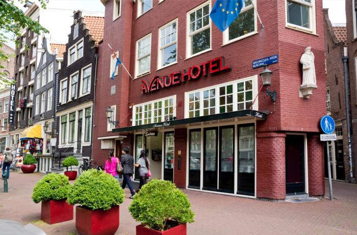 hotel avenue