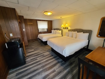 royal crest inn hampton beach