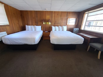 royal crest inn hampton beach