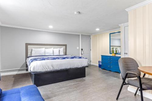 the tides motel
