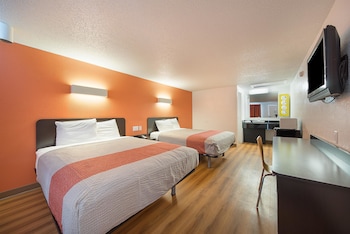 motel 6 hamburg ny