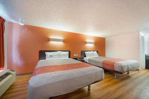 motel 6 hamburg ny