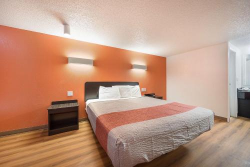 Motel 6 Hamburg, Ny,Buffalo>>Blasdell,2 star