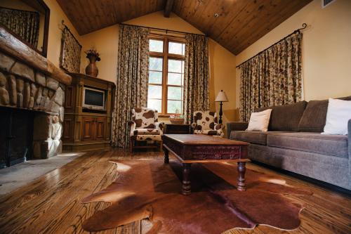 circle bar b guest ranch