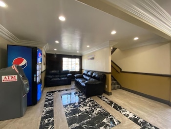 Patio Motel,Gardena>>El Camino Village,2 star