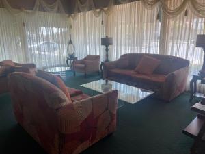 hotel pacific garden