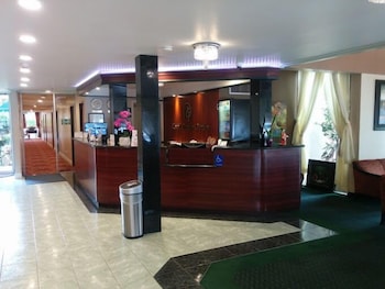 Hotel Pacific Garden,Gardena>>El Camino Village,3 star