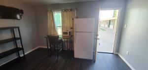 town and country motel