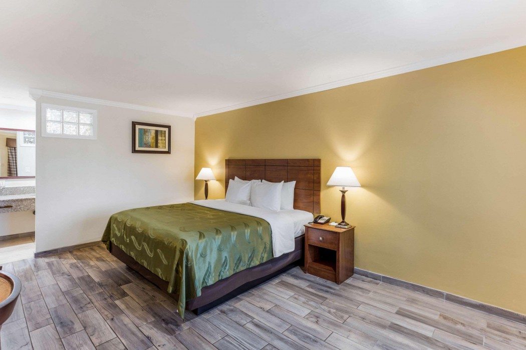 quality inn escondido san diego north county