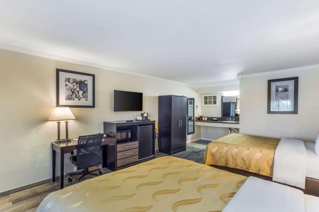 quality inn escondido san diego north county