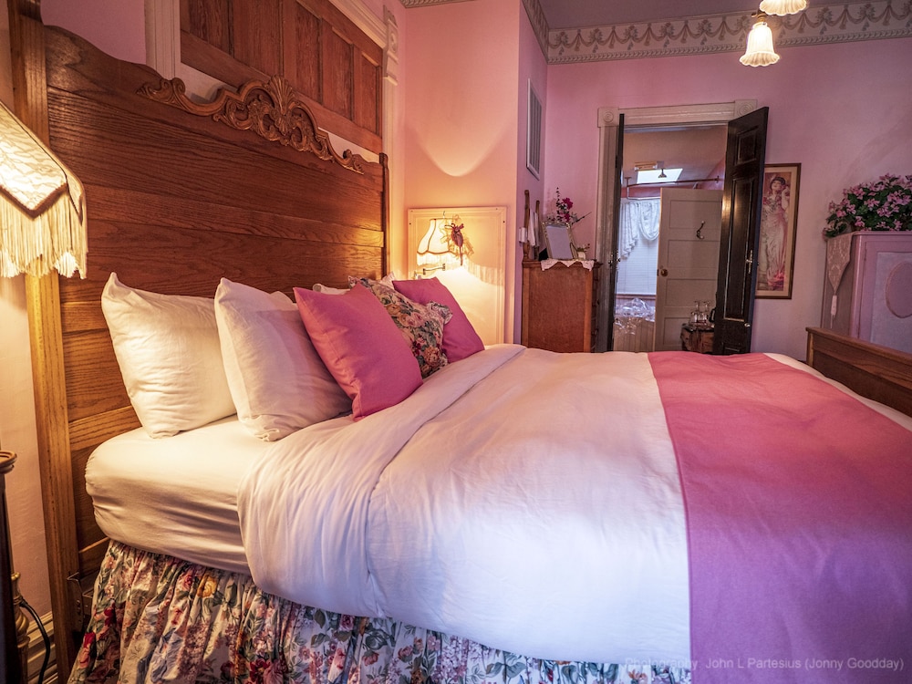 cliff cottage inn victorian bandb and boutique hotel
