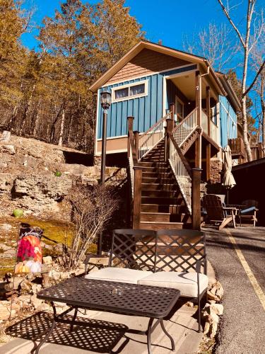 All Seasons Inn,Rogers>>Eureka Springs,3 star
