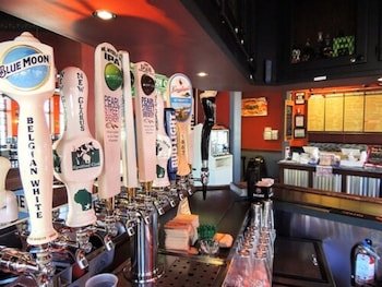 Pearl Street Hotel & Suites,Wisconsin>>La Crosse,2 star