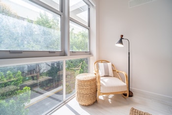 chic apartments in the heart of dadeland