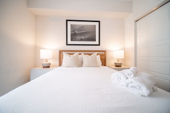 chic apartments in the heart of dadeland