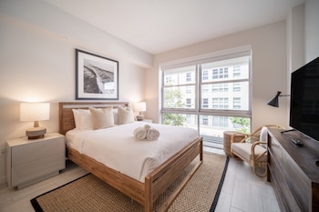 chic apartments in the heart of dadeland