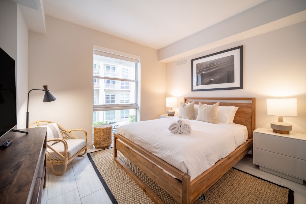 chic apartments in the heart of dadeland