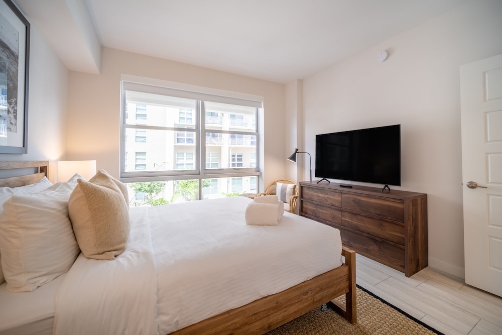 chic apartments in the heart of dadeland