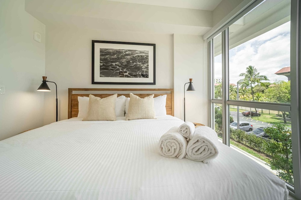 chic apartments in the heart of dadeland