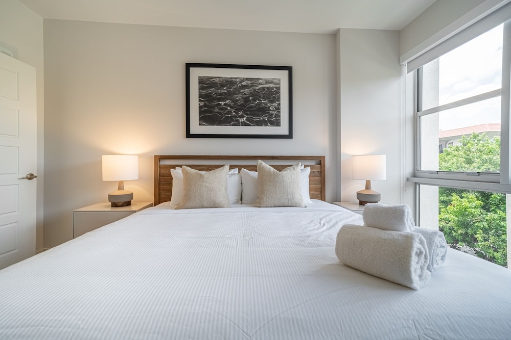 chic apartments in the heart of dadeland