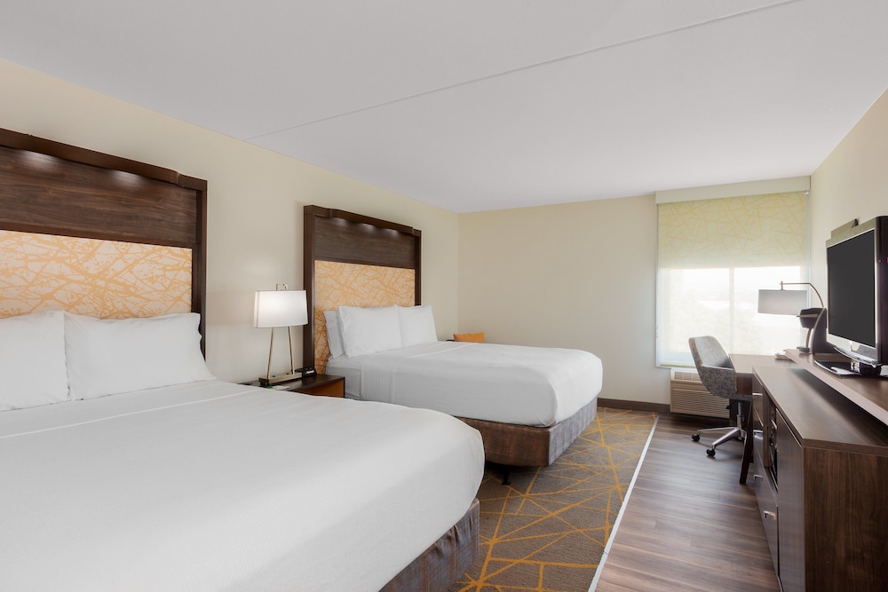 holiday inn la mirada buena park