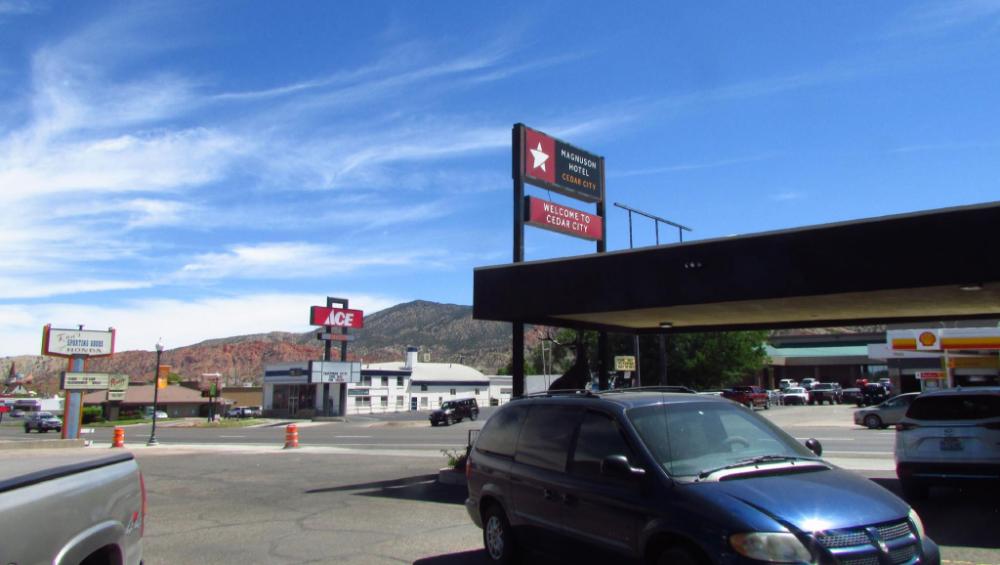 magnuson hotel cedar city