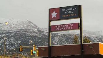 Magnuson Hotel Cedar City,Utah>>Cedar City,3 star